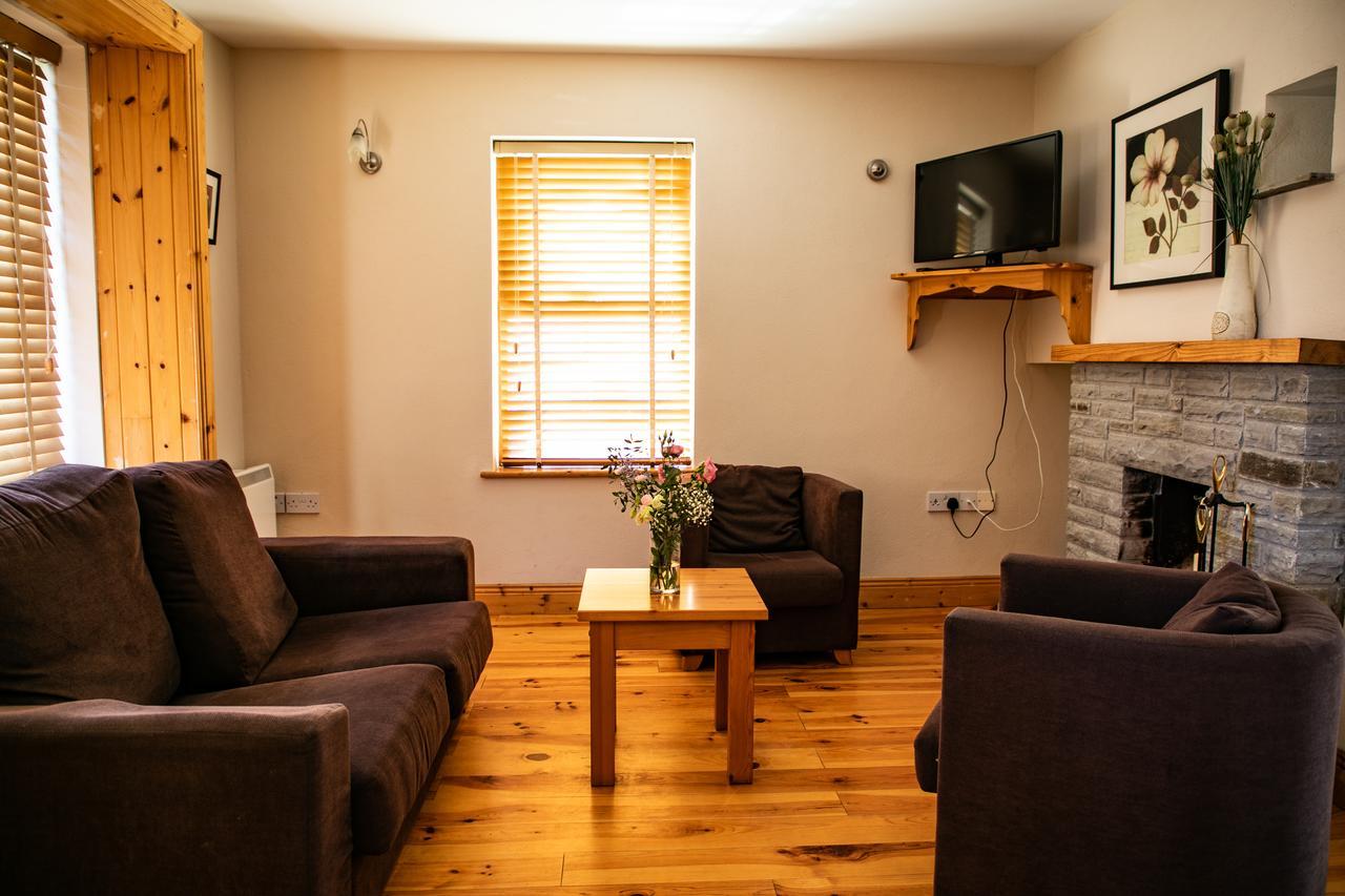 Hotel Doolin Houses ภายนอก รูปภาพ