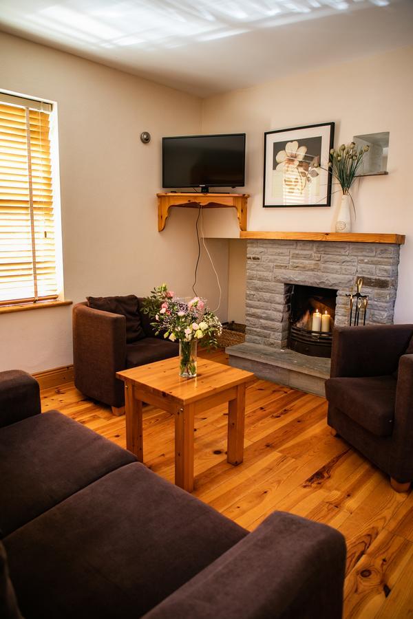 Hotel Doolin Houses ภายนอก รูปภาพ